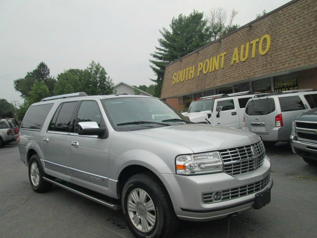 2010 Lincoln Navigator L Ram 3500 Diesel 2-WD
