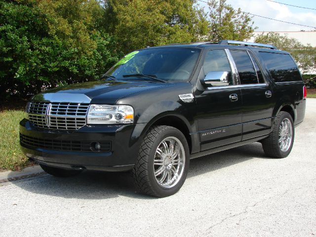 2011 Lincoln Navigator L Sport PLUS Package