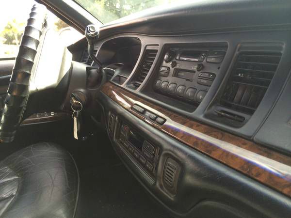 1997 Lincoln Stretch Limo 28 Unknown