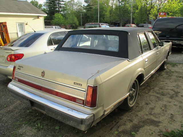1989 Lincoln Town Car DOWN 4.9 WAC