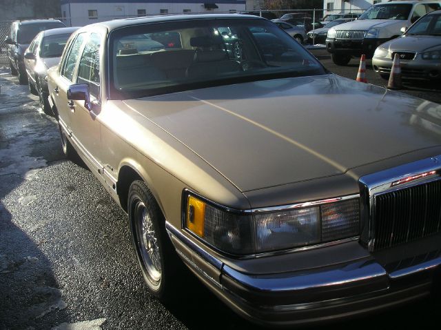 1990 Lincoln Town Car ZR-2 Extended Cab