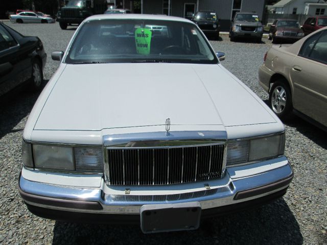 1990 Lincoln Town Car DOWN 4.9 WAC