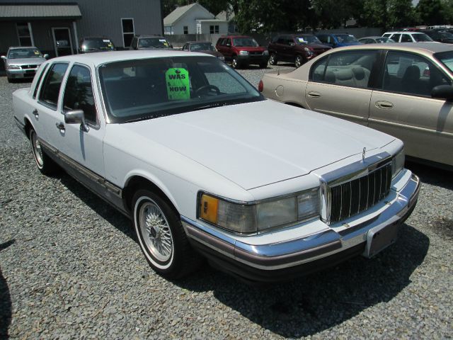 1990 Lincoln Town Car DOWN 4.9 WAC