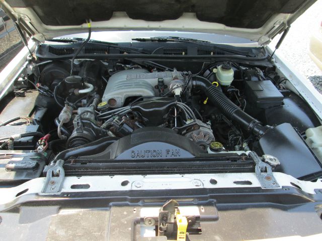 1990 Lincoln Town Car DOWN 4.9 WAC