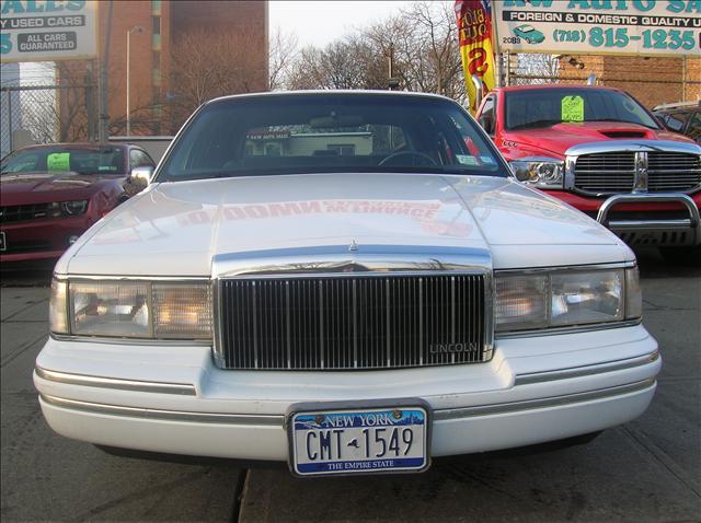 1991 Lincoln Town Car DOWN 4.9 WAC