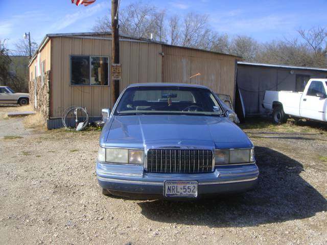 1993 Lincoln Town Car DOWN 4.9 WAC