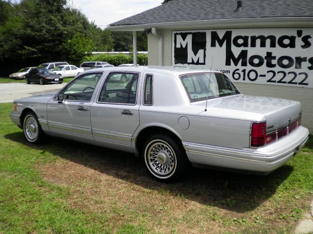 1994 Lincoln Town Car DOWN 4.9 WAC