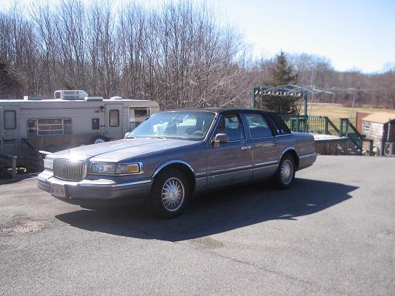1996 Lincoln Town Car King Cab V6 4WD