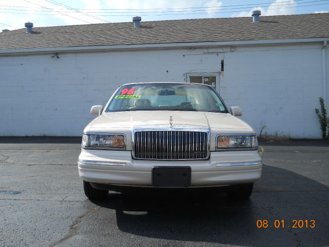 1996 Lincoln Town Car ZR-2 Extended Cab