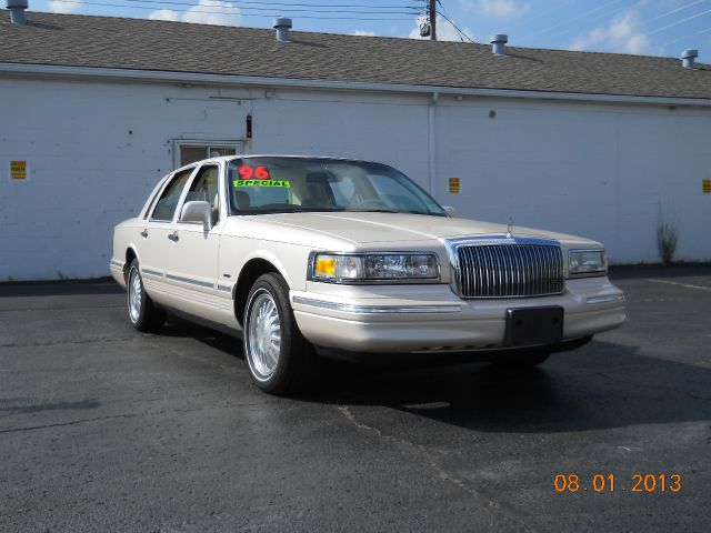 1996 Lincoln Town Car ZR-2 Extended Cab