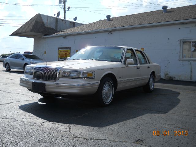 1996 Lincoln Town Car ZR-2 Extended Cab