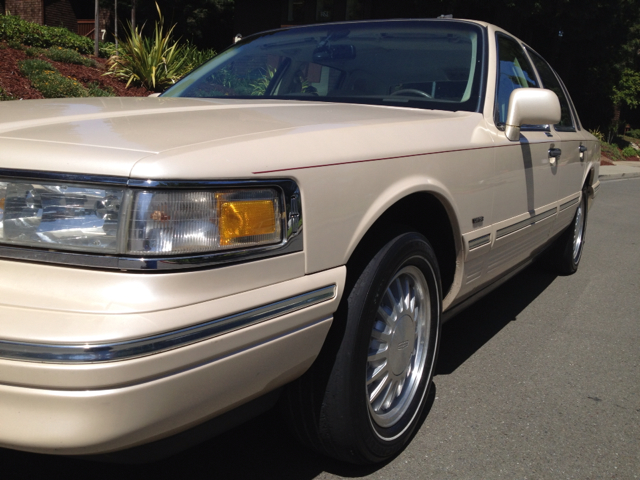 1997 Lincoln Town Car ZR-2 Extended Cab