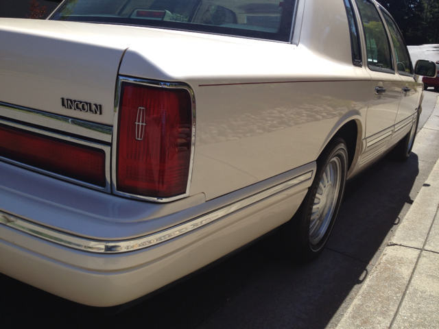 1997 Lincoln Town Car ZR-2 Extended Cab