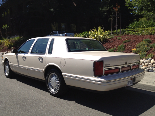 1997 Lincoln Town Car ZR-2 Extended Cab