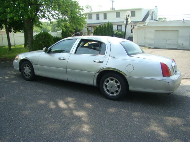 1998 Lincoln Town Car DOWN 4.9 WAC