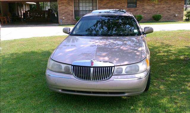 1998 Lincoln Town Car Unknown