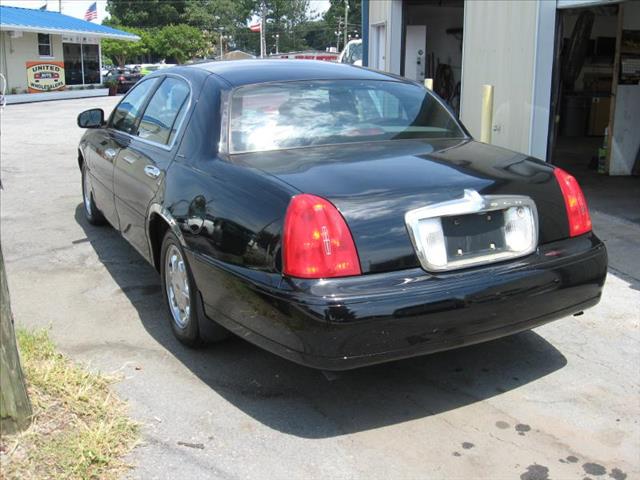 1998 Lincoln Town Car DOWN 4.9 WAC