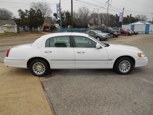 1998 Lincoln Town Car DOWN 4.9 WAC