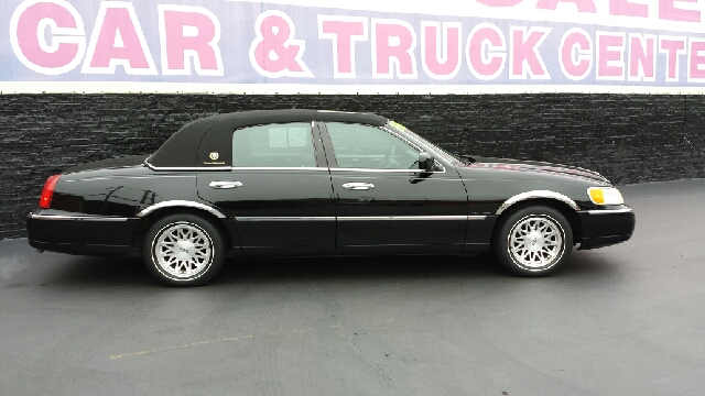 1998 Lincoln Town Car DOWN 4.9 WAC