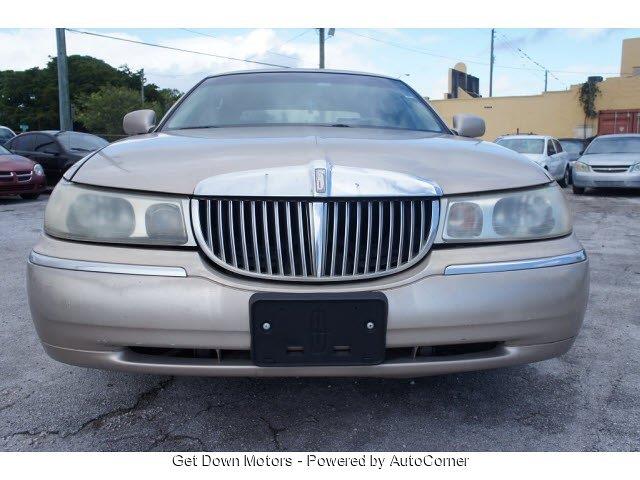 1998 Lincoln Town Car Unknown