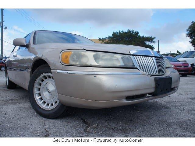 1998 Lincoln Town Car Unknown