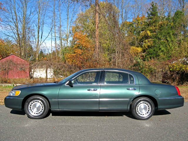 1998 Lincoln Town Car DOWN 4.9 WAC