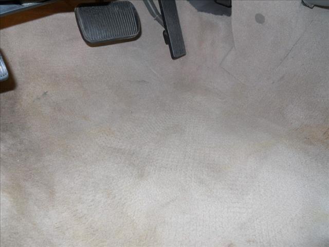 1999 Lincoln Town Car Unknown