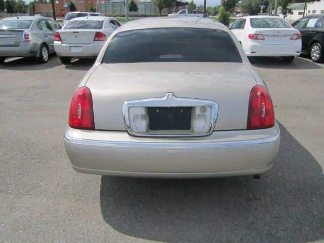 1999 Lincoln Town Car DOWN 4.9 WAC