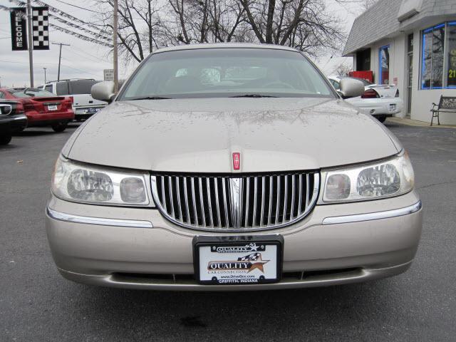 2000 Lincoln Town Car DOWN 4.9 WAC