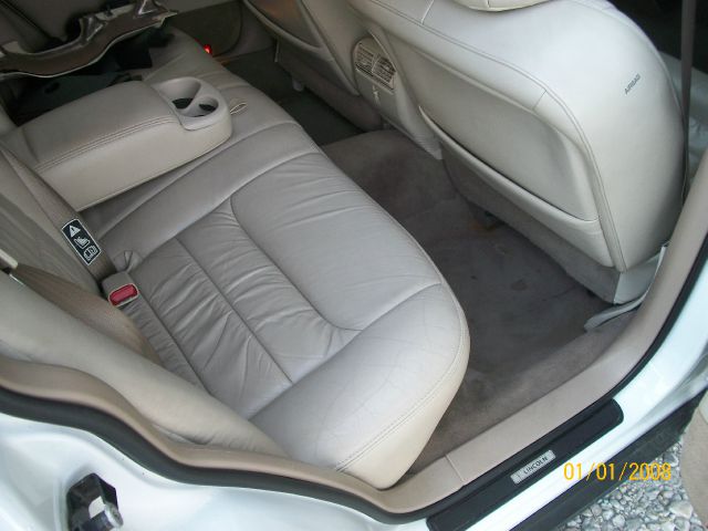 2000 Lincoln Town Car DOWN 4.9 WAC