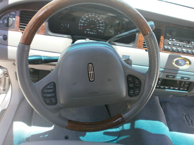 2000 Lincoln Town Car ZR-2 Extended Cab