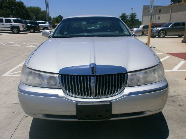 2000 Lincoln Town Car ZR-2 Extended Cab