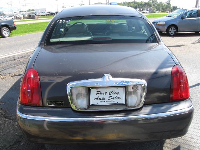 2000 Lincoln Town Car DOWN 4.9 WAC