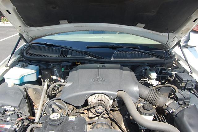 2001 Lincoln Town Car DOWN 4.9 WAC