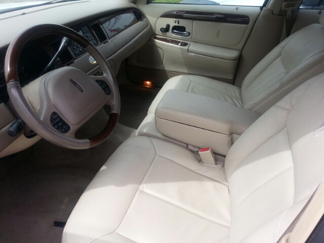 2001 Lincoln Town Car ZR-2 Extended Cab