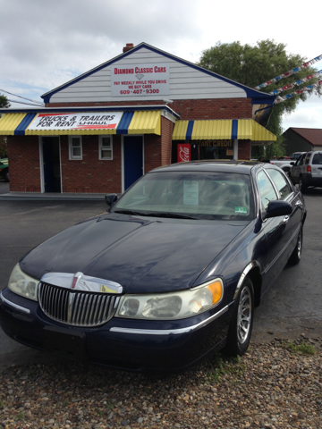 2001 Lincoln Town Car DOWN 4.9 WAC