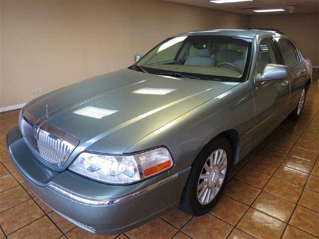 2004 Lincoln Town Car ZR-2 Extended Cab