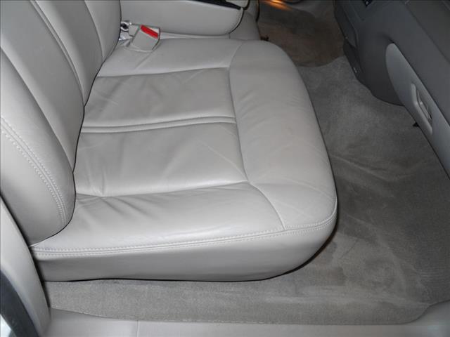 2005 Lincoln Town Car Unknown