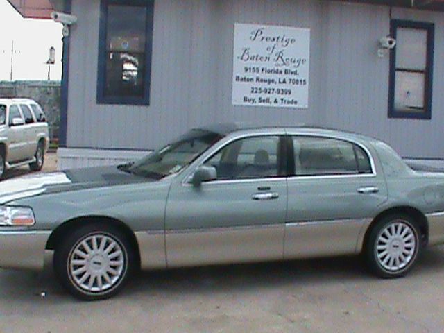 2005 Lincoln Town Car DOWN 4.9 WAC