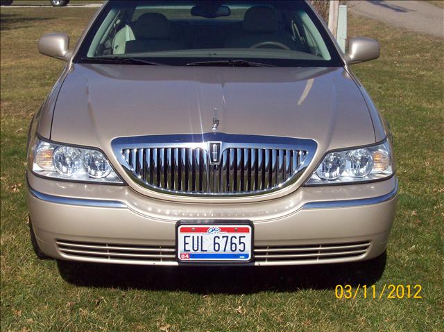 2005 Lincoln Town Car 4x4 KING Ranch