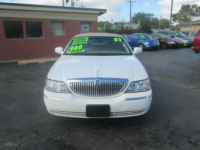 2007 Lincoln Town Car DOWN 4.9 WAC