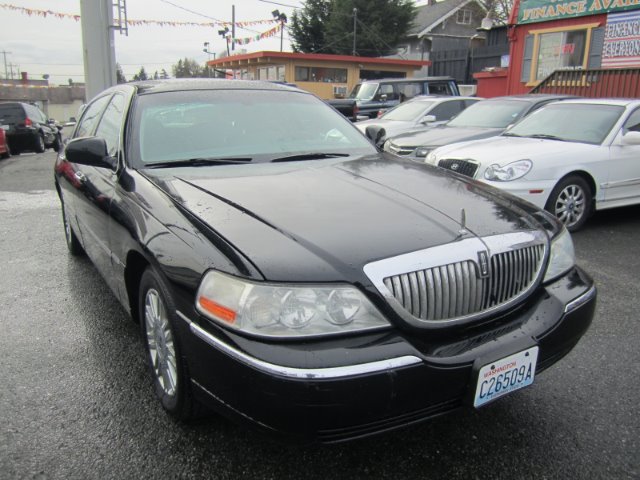2007 Lincoln Town Car DOWN 4.9 WAC