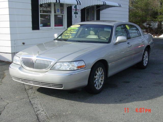 2007 Lincoln Town Car DOWN 4.9 WAC