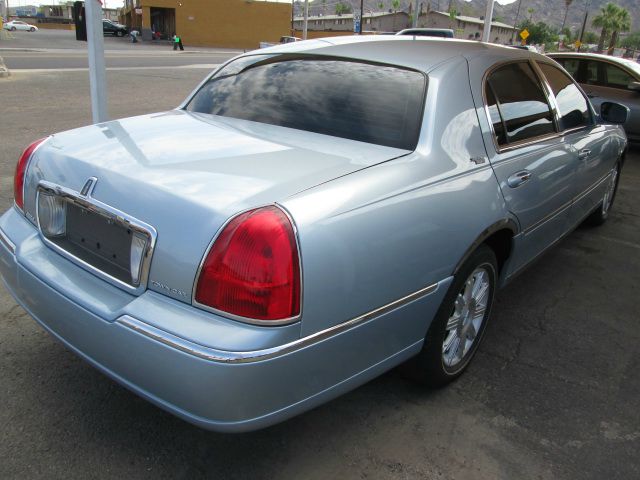 2007 Lincoln Town Car DOWN 4.9 WAC