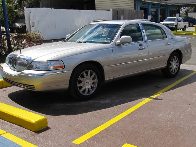 2007 Lincoln Town Car DOWN 4.9 WAC