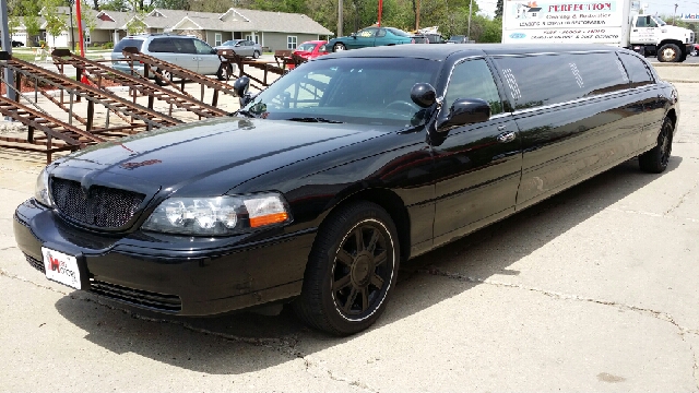 2007 Lincoln Town Car 4dr Sdn I4 CVT ULEV