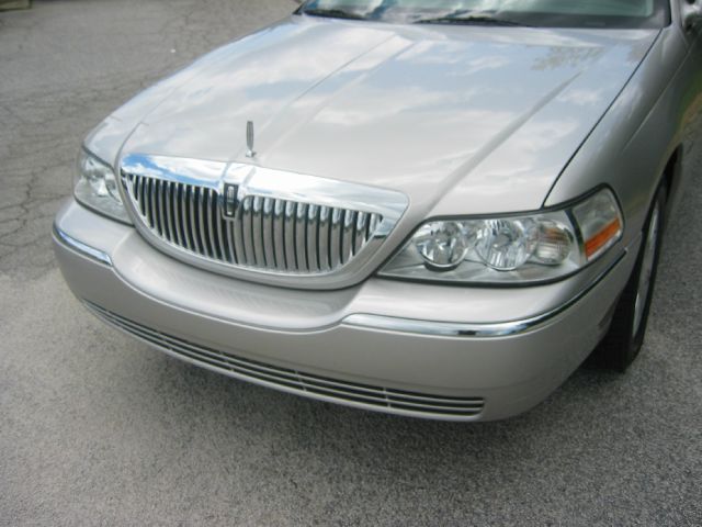 2008 Lincoln Town Car DOWN 4.9 WAC