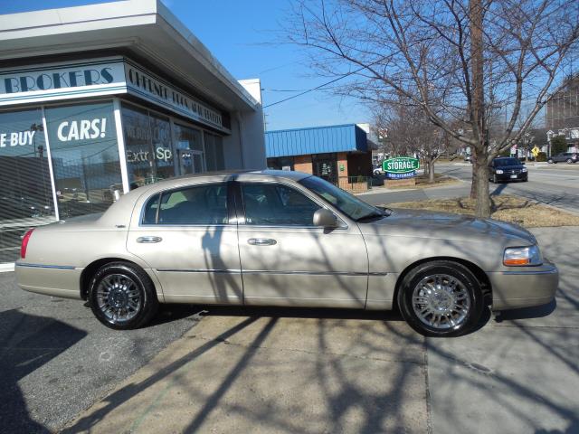 2008 Lincoln Town Car DOWN 4.9 WAC