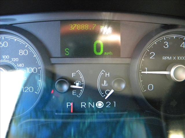 2008 Lincoln Town Car Ram 1500 Magnum