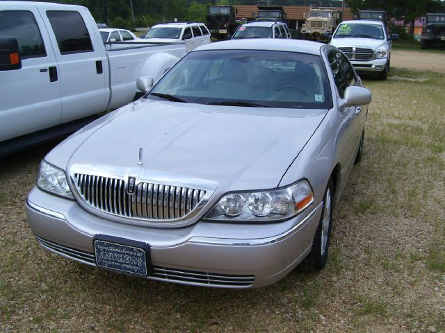 2010 Lincoln Town Car DOWN 4.9 WAC